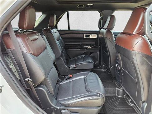 Used 2021 Ford Explorer Platinum w/ Equipment Group 601A image 21