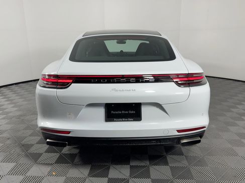 Certified 2017 Porsche Panamera image 10