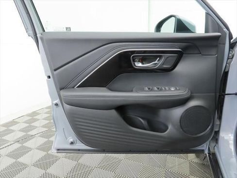 Used 2025 Acura ADX AWD image 26