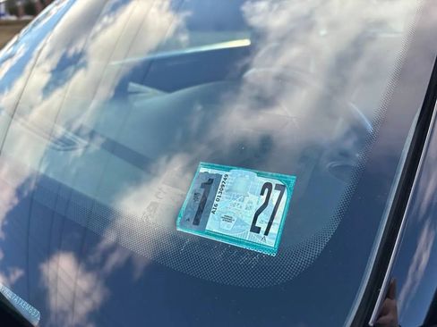 Used 2014 Volkswagen Beetle TDI image 18