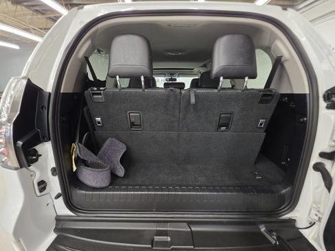 Used 2015 Lexus GX 460 AWD/4WD image 25
