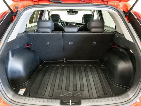 Used 2023 Kia Niro EX FWD image 37