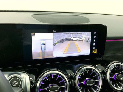 Used 2023 Mercedes-Benz GLB 250 image 45