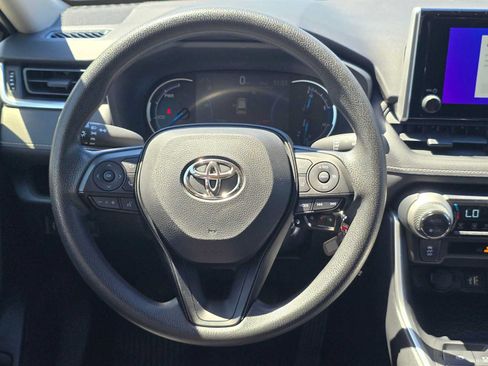 Certified 2024 Toyota RAV4 LE AWD/4WD image 19