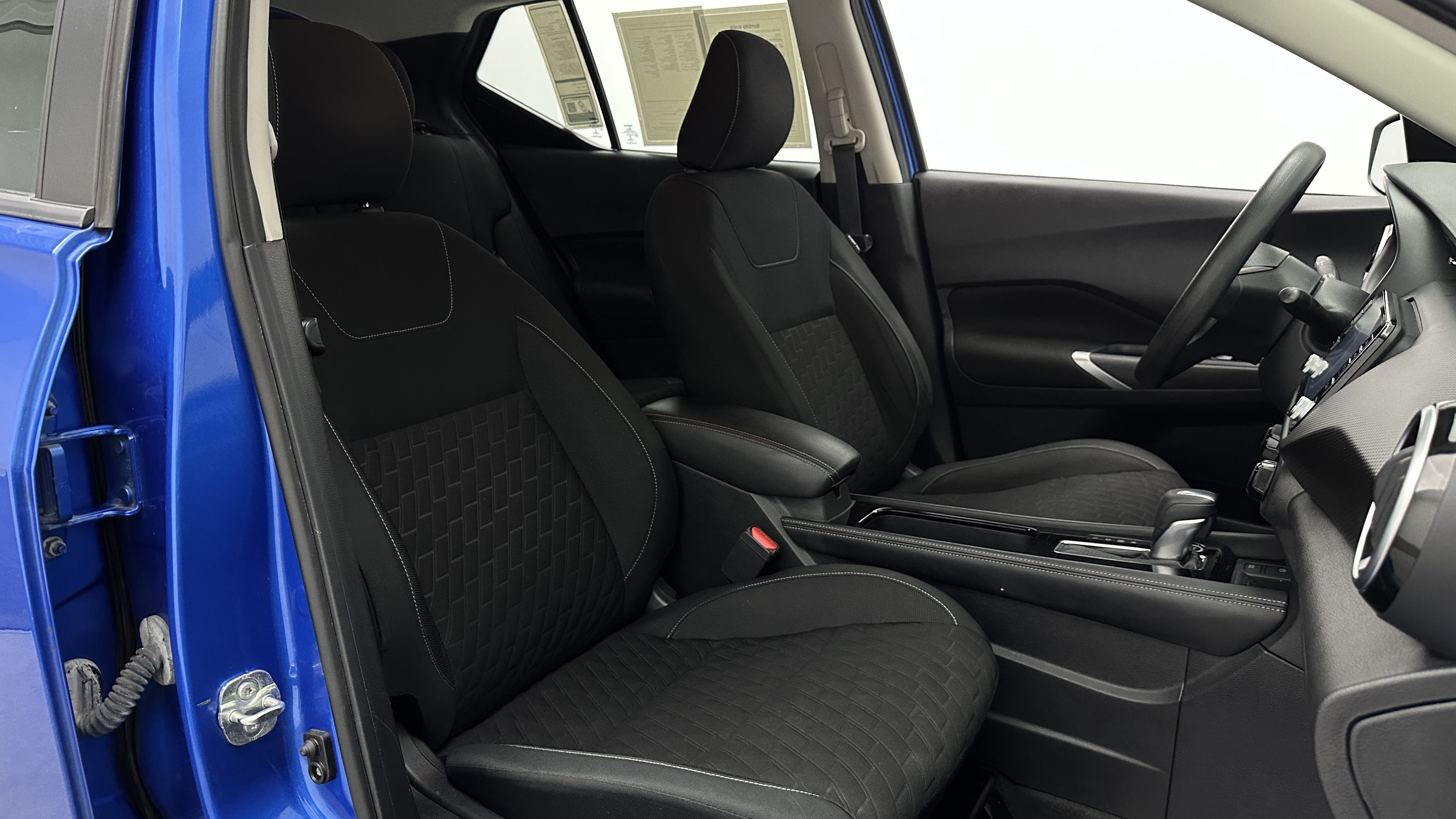 Used 2021 Nissan Kicks SV FWD image 34