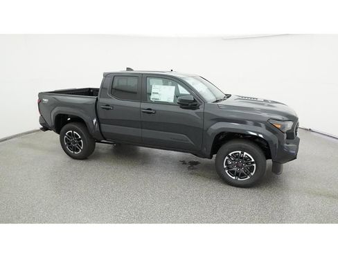 Used 2024 Toyota Tacoma TRD Sport image 15
