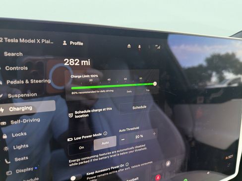 Used 2022 Tesla Model X Plaid AWD/4WD image 5