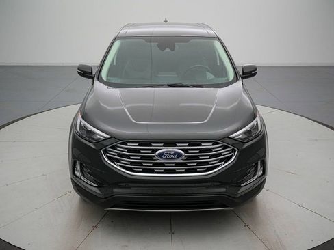 Certified 2022 Ford Edge Titanium image 9