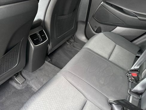 Used 2017 Hyundai Tucson Sport image 24