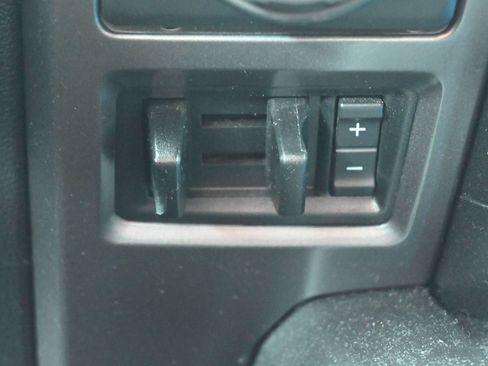 Used 2020 Ford F150 XLT w/ Equipment Group 302A Luxury RWD image 14