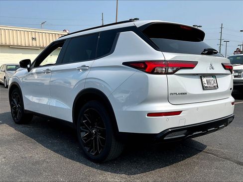 Used 2024 Mitsubishi Outlander SEL FWD image 4