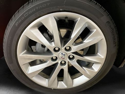 Used 2023 Buick Envision Avenir AWD/4WD image 26