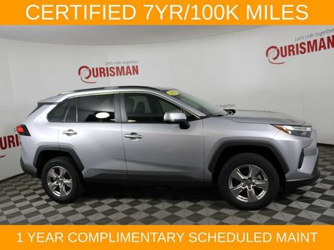 Used 2024 Toyota RAV4 XLE FWD image 11