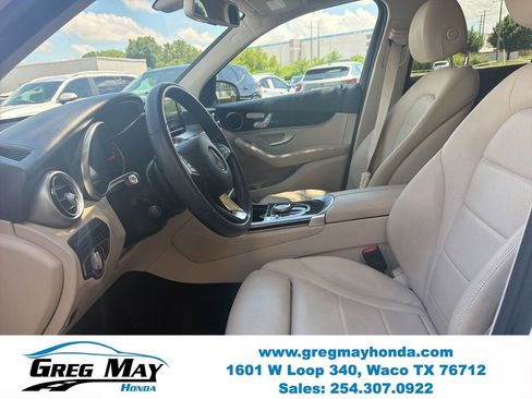 Used 2019 Mercedes-Benz GLC 300 image 11
