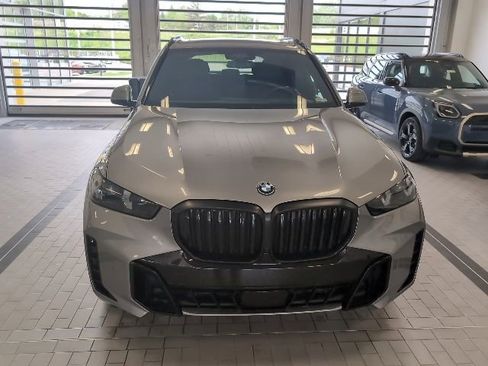 Certified 2024 BMW X5 xDrive50e w/ Executive Package AWD/4WD image 3