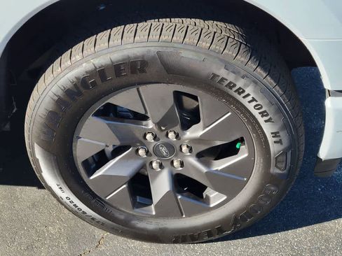 Certified 2025 Ford F150 Lightning Flash image 4