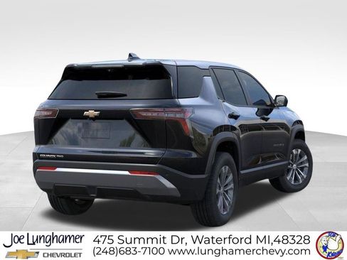New 2026 Chevrolet Equinox LT w/ Convenience Package II AWD/4WD image 4