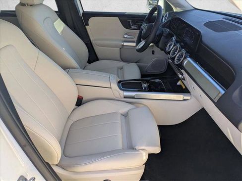 Certified 2026 Mercedes-Benz GLB 250 image 22