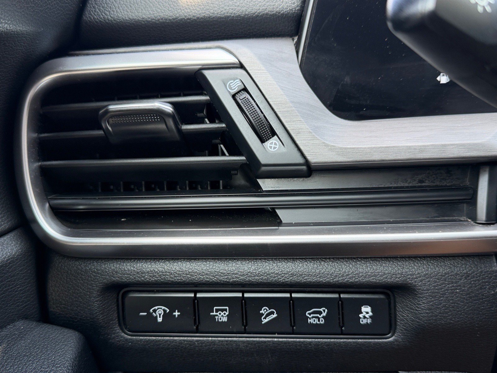 Used 2024 Kia Telluride EX X-Line AWD/4WD image 23