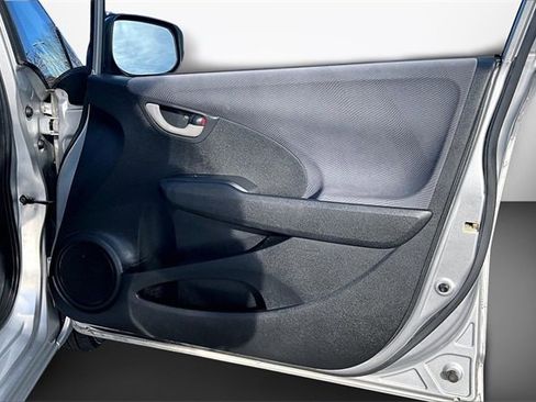 Used 2011 Honda Fit Base image 17