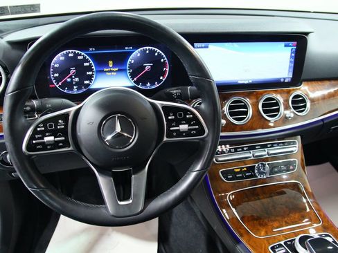 Certified 2020 Mercedes-Benz E 350 4MATIC Sedan image 19