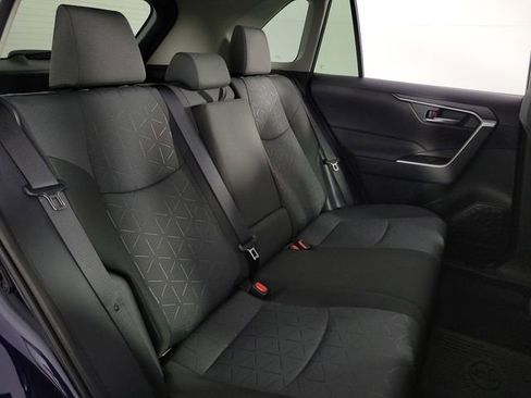 Used 2025 Toyota RAV4 XLE w/ Convenience Package FWD image 16