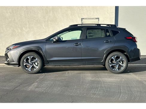 Used 2026 Subaru Crosstrek 2.0i Premium image 7
