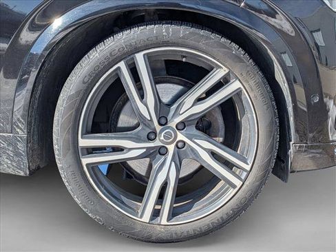 Used 2017 Volvo XC90 T6 R-Design w/ Vision Package image 11