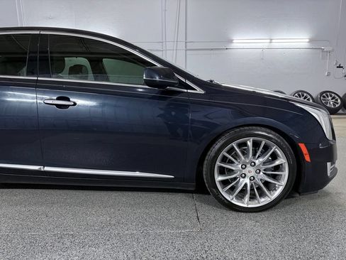 Used 2014 Cadillac XTS Platinum AWD/4WD image 4