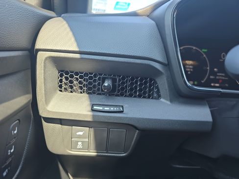 Used 2025 Honda CR-V Sport-L image 25