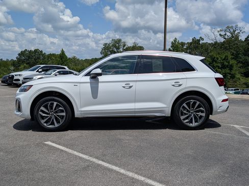 Used 2023 Audi Q5 2.0T Premium Plus w/ Premium Plus Package AWD/4WD image 6