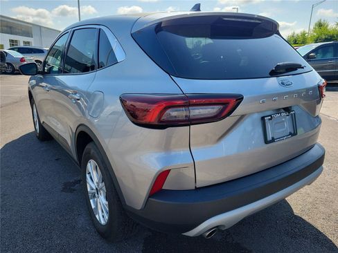 Used 2024 Ford Escape Active AWD/4WD image 3