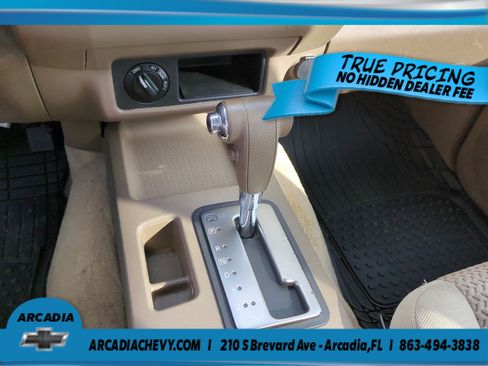 Used 2006 Nissan Frontier SE w/ (P01) Power Pkg AWD/4WD image 16