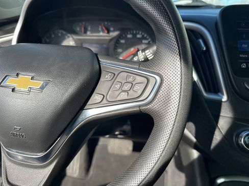 Used 2024 Chevrolet Malibu LT FWD image 13