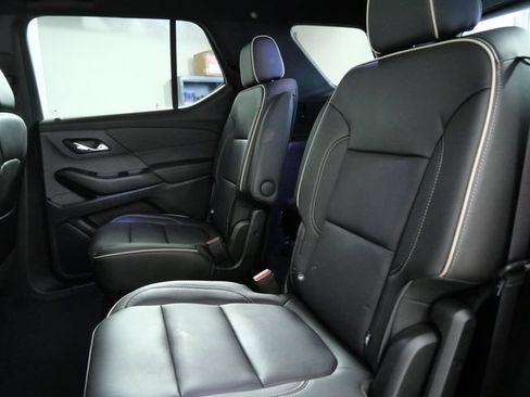 Used 2023 Chevrolet Traverse Premier w/ Redline Edition AWD/4WD image 14