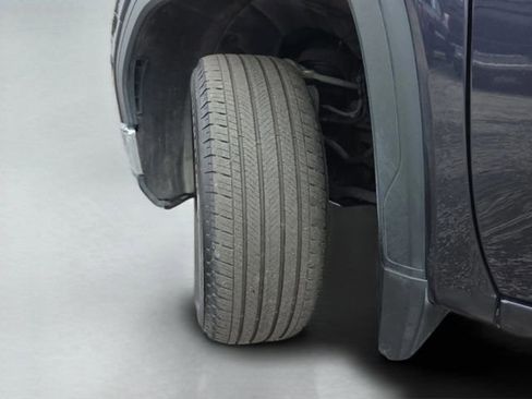 Used 2025 GMC Sierra 1500 SLT image 36