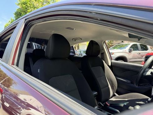 Used 2018 Kia Forte LX FWD image 11