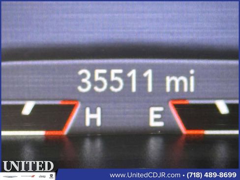 Used 2019 Jeep Cherokee Limited image 35