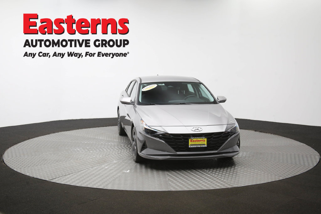 Used 2023 Hyundai Elantra SEL w/ Convenience Package FWD image 47