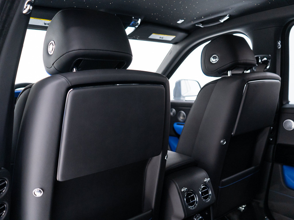 Certified 2022 Rolls-Royce Cullinan w/ Technology Package AWD/4WD image 23