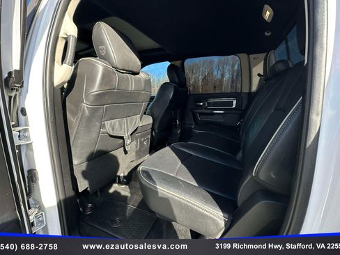 Used 2015 RAM 1500 Limited image 19