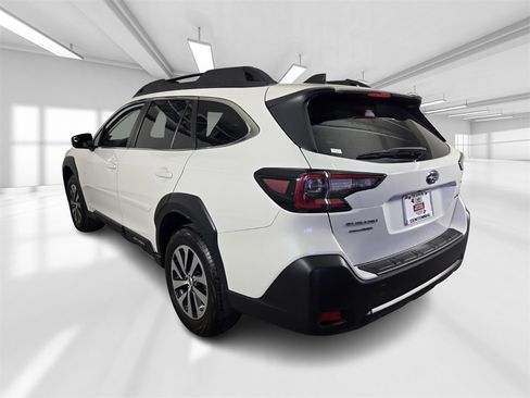 Certified 2024 Subaru Outback Premium image 4