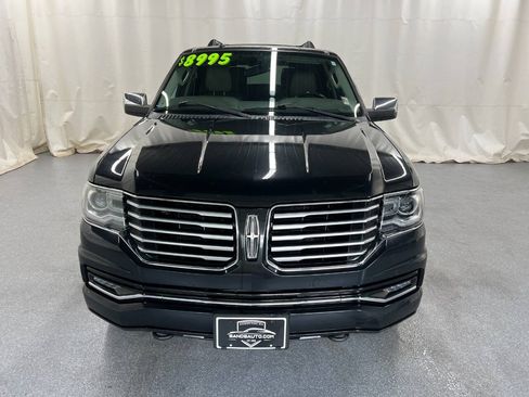 Used 2015 Lincoln Navigator 4WD image 2