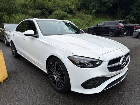 Used 2023 Mercedes-Benz C 300 4MATIC Sedan image 2