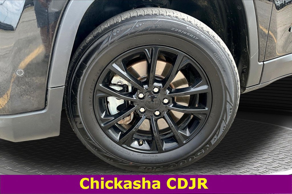 Used 2023 Jeep Cherokee Altitude Lux AWD/4WD image 34