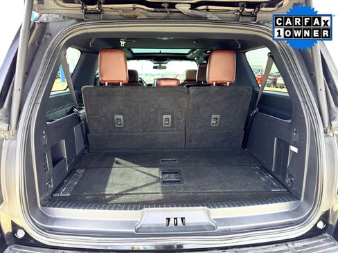 Used 2022 Ford Expedition Max Limited image 8