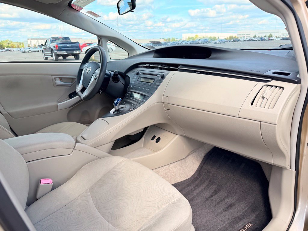 Used 2010 Toyota Prius Three FWD image 7