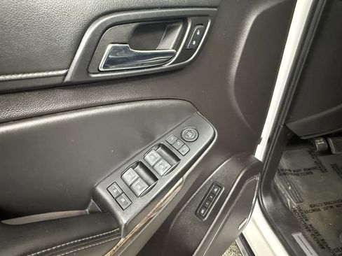 Used 2017 Chevrolet Tahoe Premier image 26
