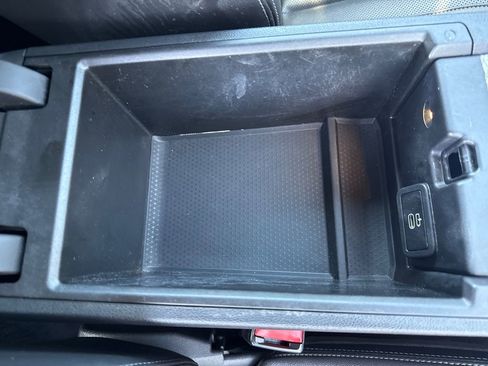 Used 2024 BMW 430i Convertible w/ M Sport Package image 37