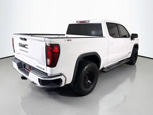 Used 2023 GMC Sierra 1500 Elevation w/ LPO, Elevation Black Package AWD/4WD image 7